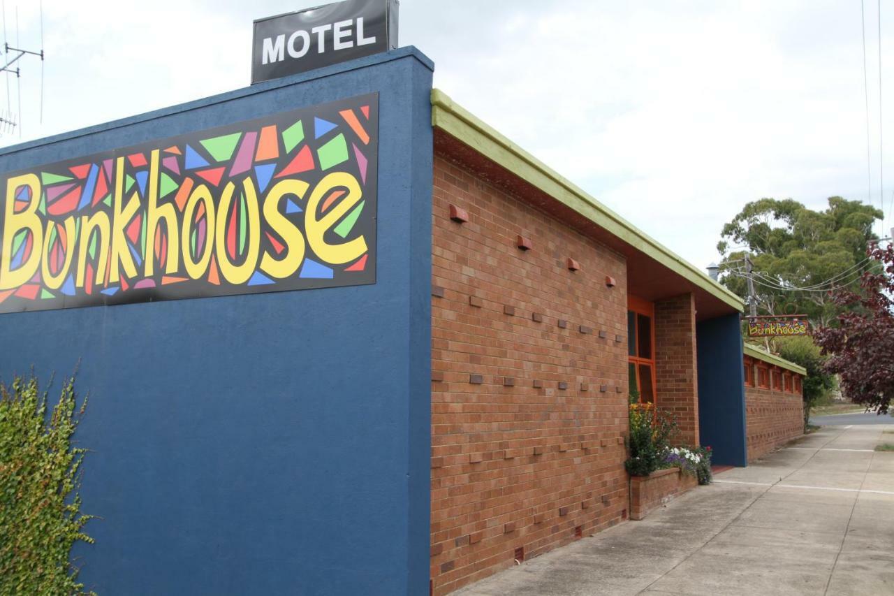 Bunkhouse Motel Cooma Bagian luar foto