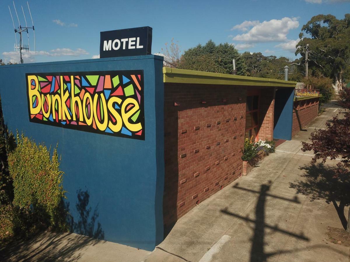 Bunkhouse Motel Cooma Bagian luar foto